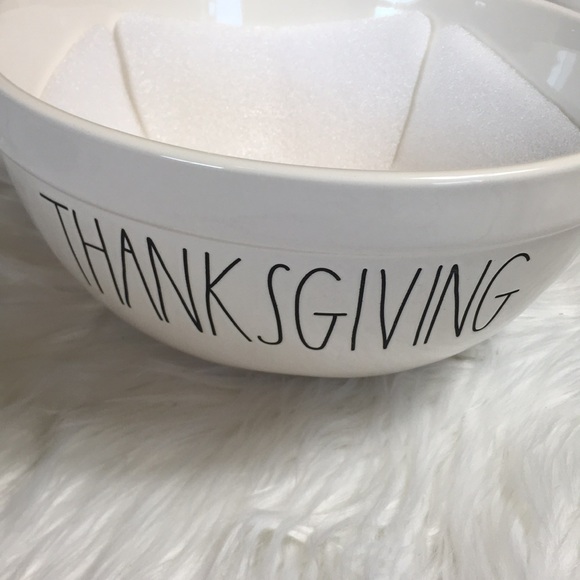 SOLD π€ Rae Dunn Thanksgiving White Mixing Bowl - Picture 2 of 7